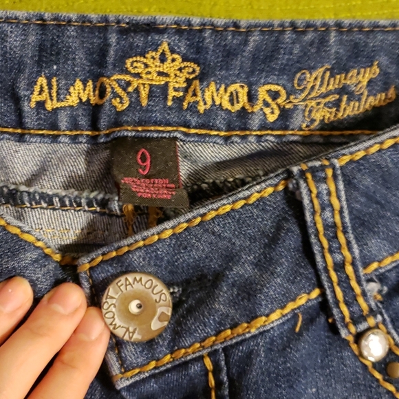 Jeans size 9 - Picture 3 of 4